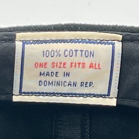 VINTAGE Disney Year 2000 commemorative Hat - Picture 7 of 8